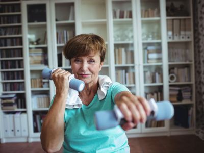 Biztonságos otthoni tornakörnyezet kialakítása időseknek