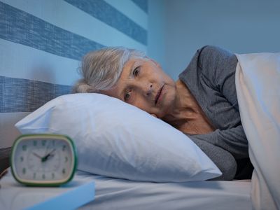 Időskori álmatlanság COVID után: a koronasomnia
