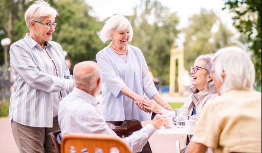 Az AARP új fejezete: Jo Ann Jenkins öröksége és Dr. Myechia Minter-Jordan jövőképe