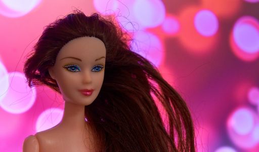 Barbie és Ken kilép a sztereotípiák világából
