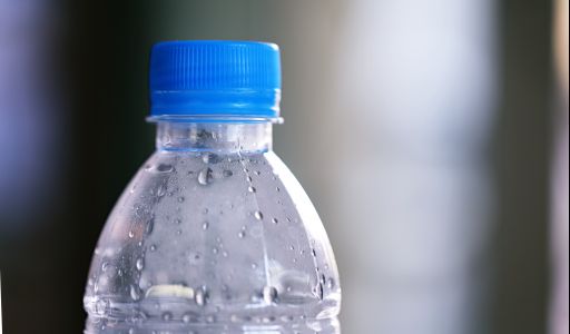 Díjmentes vízosztás a MÁV-csoport állomásain – maradj hidratált a nyári hőségben