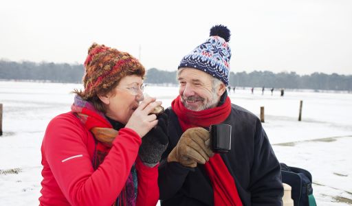 Hogyan találhatnak társat a nyugdíjasok decemberben?