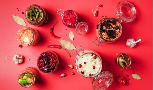 Kefir, savanyú káposzta és társaik: probiotikumok az idősek étrendjében