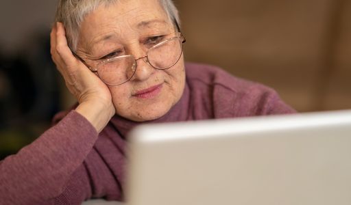 Óvakodjunk az érzelmekre ható, online csalásoktól!