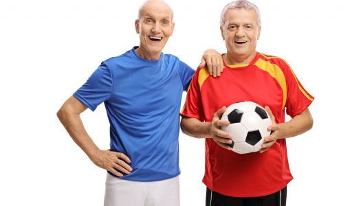 Profi labdarúgással az időskori magány ellen 